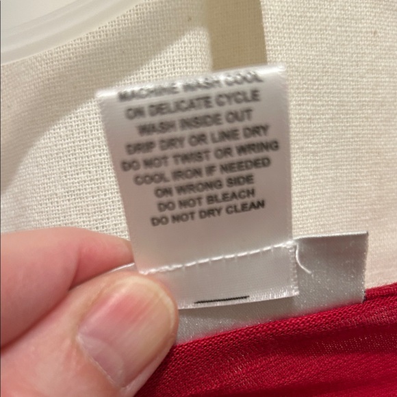 Rebecca Malone Red Floral Embroidered Blouse - Picture 4 of 6